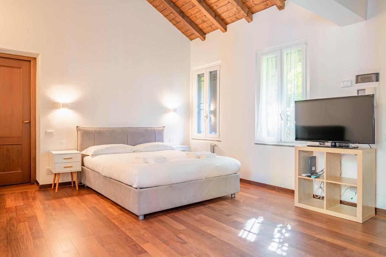 Appartamento Le Guglie In Piazza Castello - Centro Storico Milano Ngoại thất bức ảnh